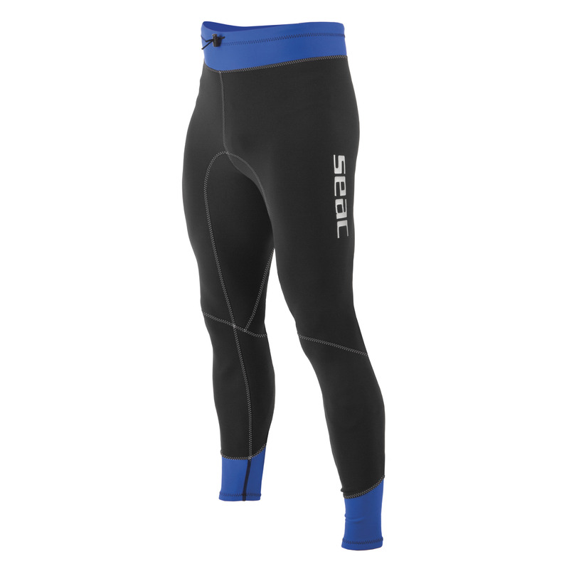 Der schwarze Seac Niederdruckschlauch 75 cm für Trockentauchanzüge mit genormter Schnellkupplung für Si-Tech Ventile.