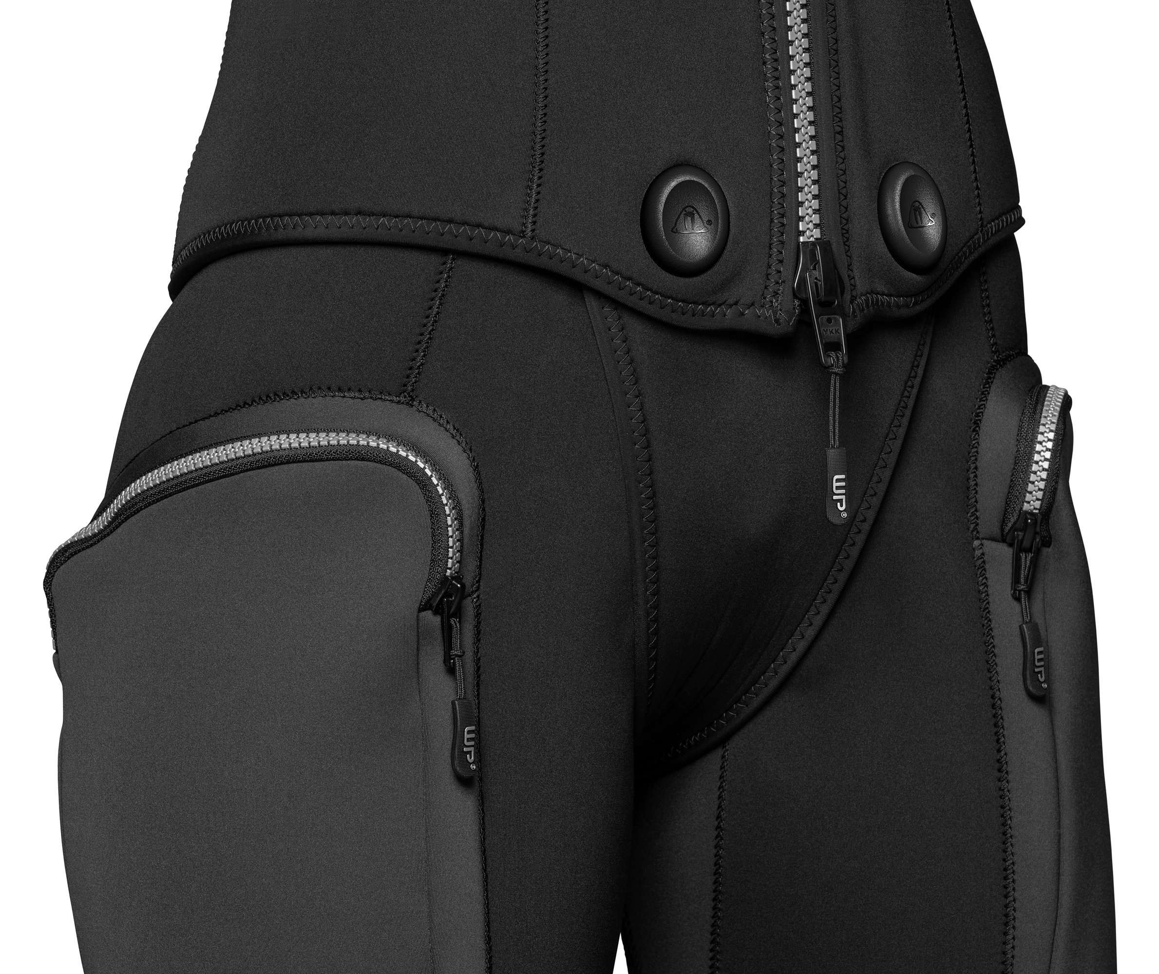 Ausschnitt Waterproof Eisweste O1 5mm Overvest integrierter Kopfhaube und Frontreißverschluss, ideal als Überziehweste für Kaltwassertauchen.