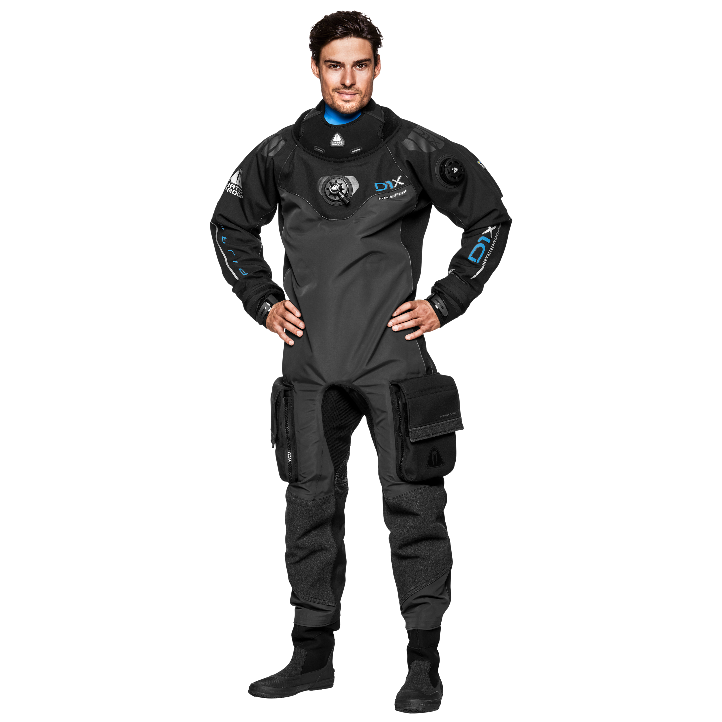 Männer Ganzkörper-Frontansicht des Waterproof D1X Hybrid Trockentauchanzugs für Tech- und Kaltwassertaucher