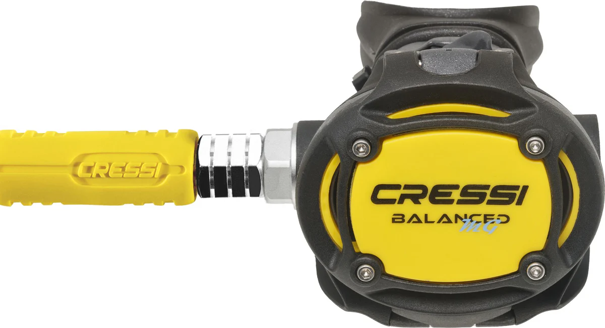 Cressi MG-Octopus zu Set Cressi T10-SCPVD Master 