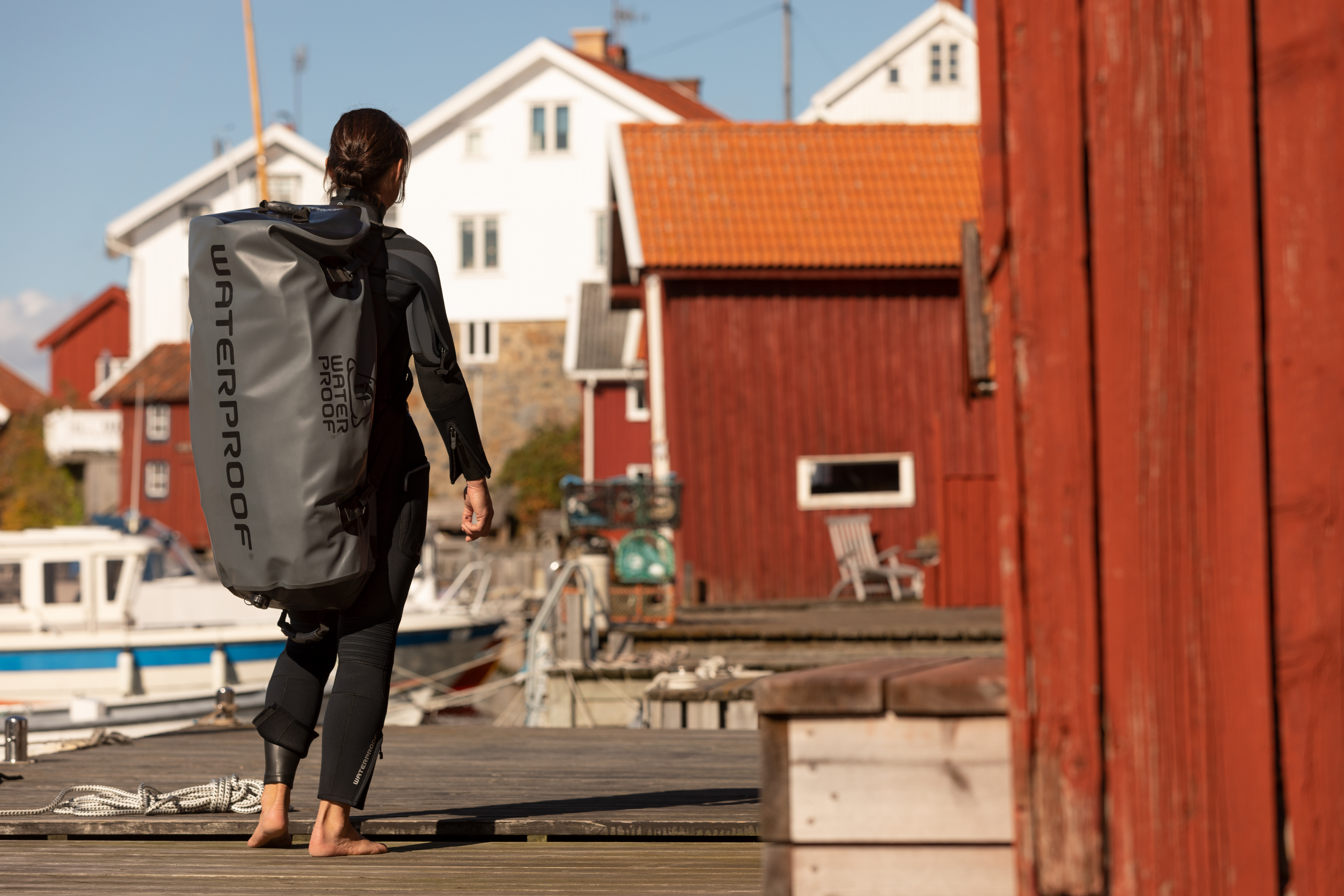 Geräumiger Waterproof WP Duffel Bag mit Rucksackgurten für den Transport von Tauchausrüstung