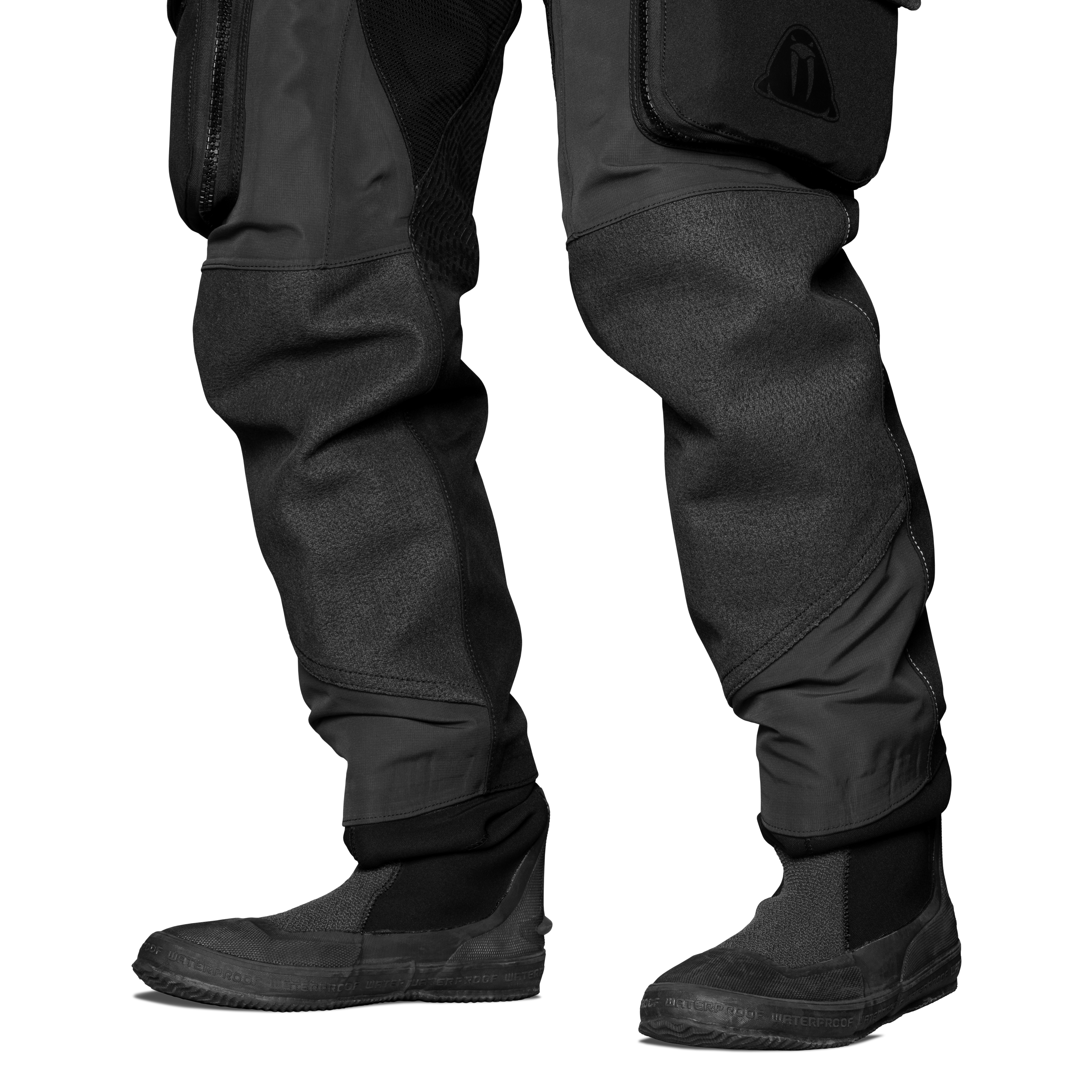 Anatomisch geformte und Kevlar-verstärkte Stiefel des Waterproof D1X Trockentauchanzugs