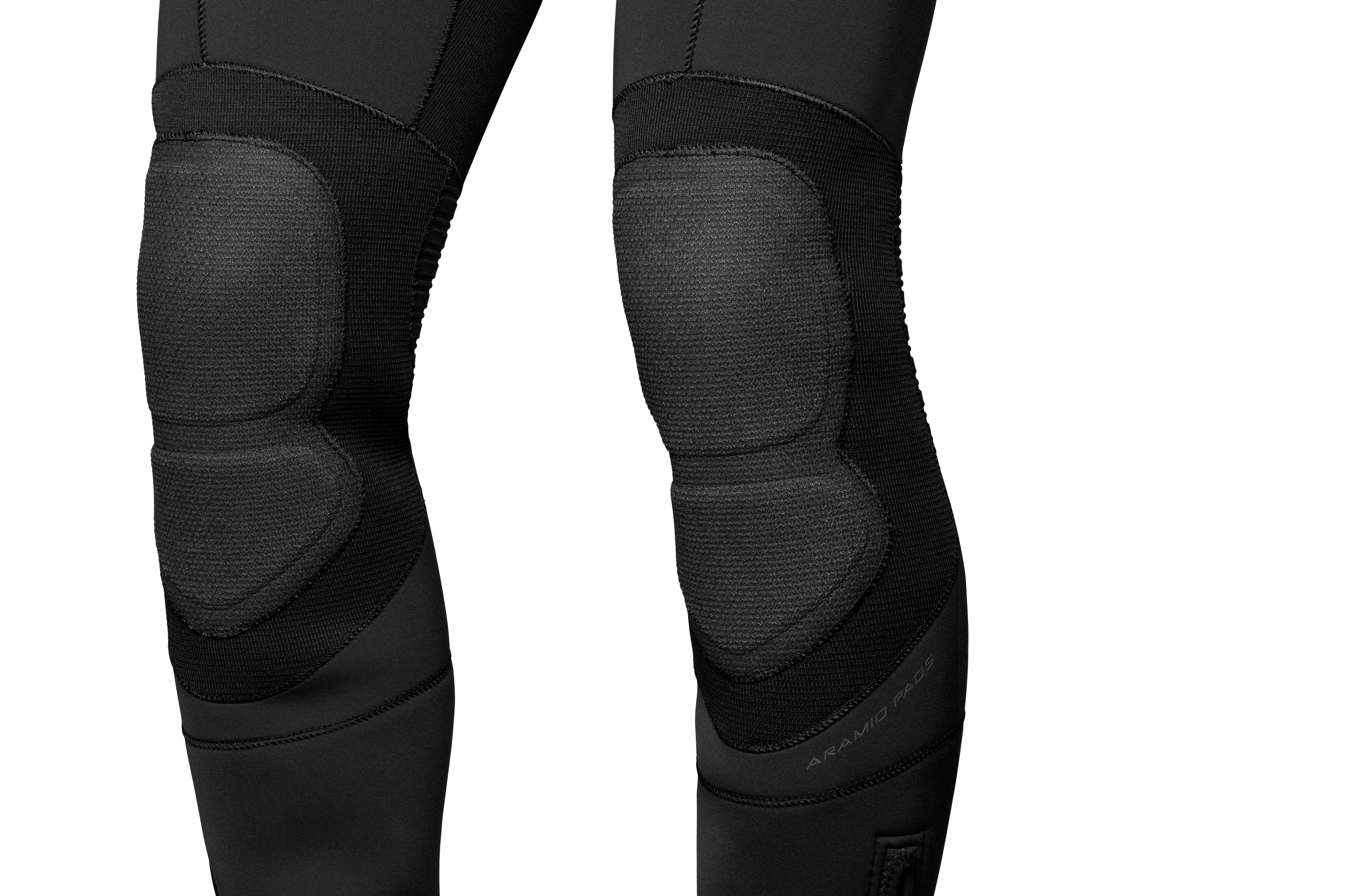 Knie Schwarzer Waterproof SD Neoflex 7mm Halbtrockenanzug mit wasserdichtem Reißverschluss für maximalen Kälteschutz im heimischen See